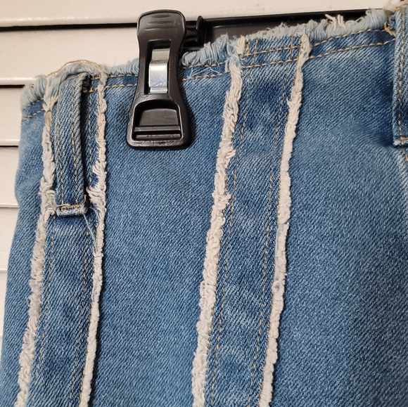 WILD FABLE Flare Denim Jeans, Size 00 - Picture 6 of 10